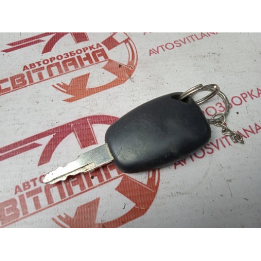 Ключ замка зажигания Opel Vivaro 2007-2014 93196549
